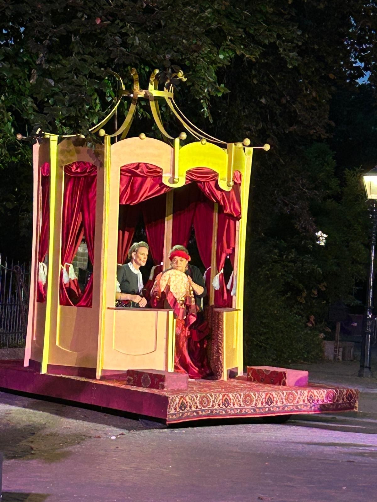 Dorpsgeheimen 100 jaar