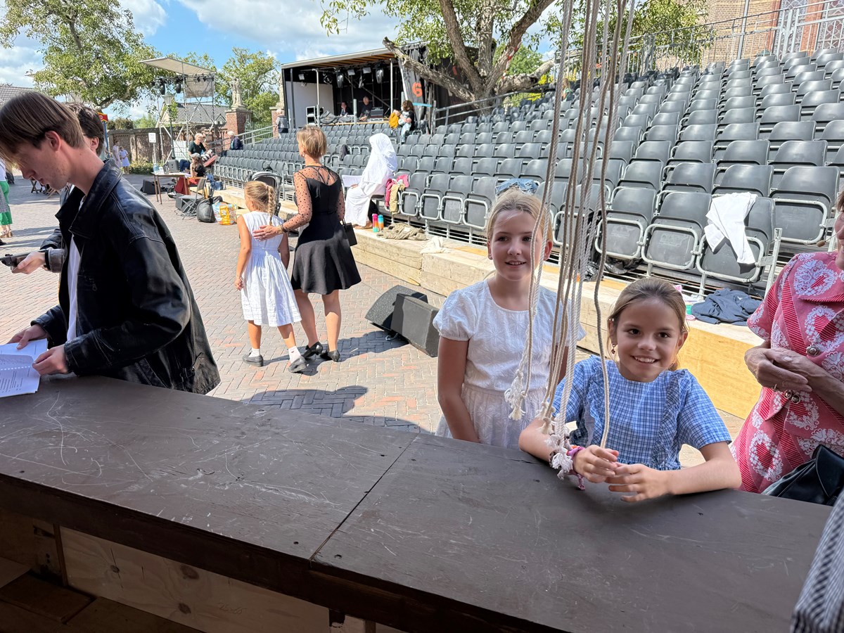 Dorpsgeheimen 100 jaar