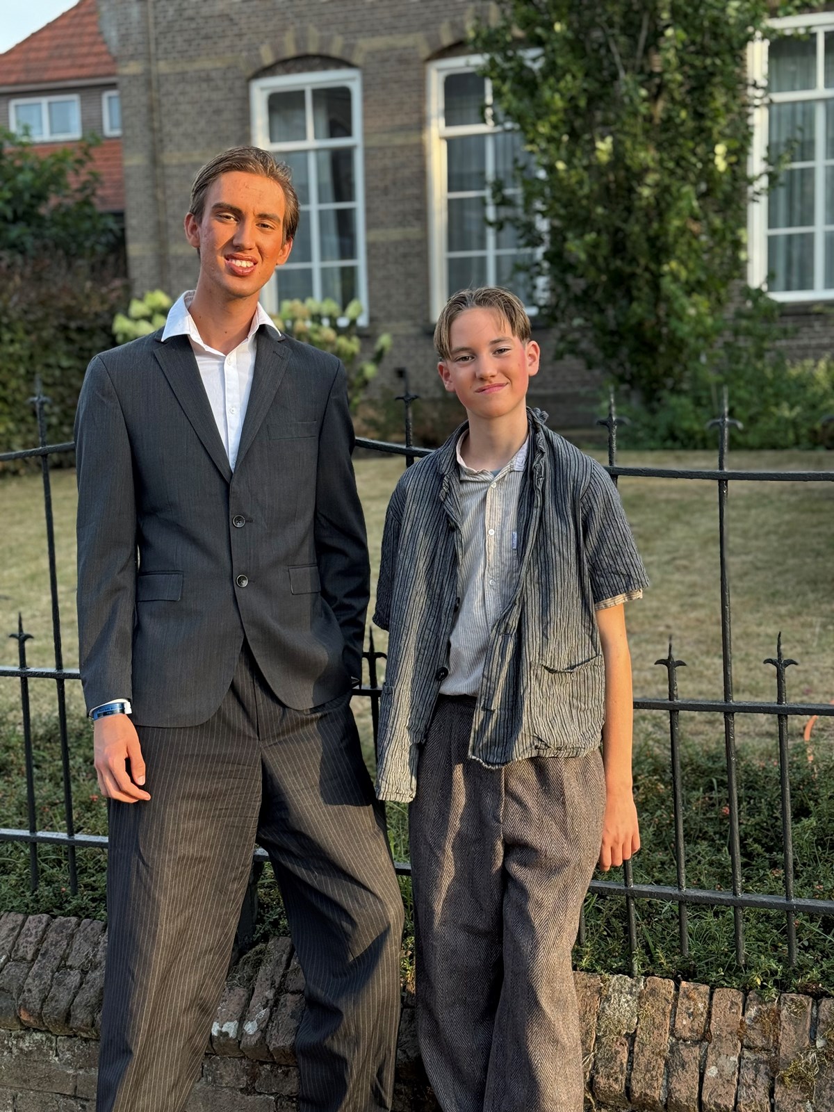 Dorpsgeheimen 100 jaar