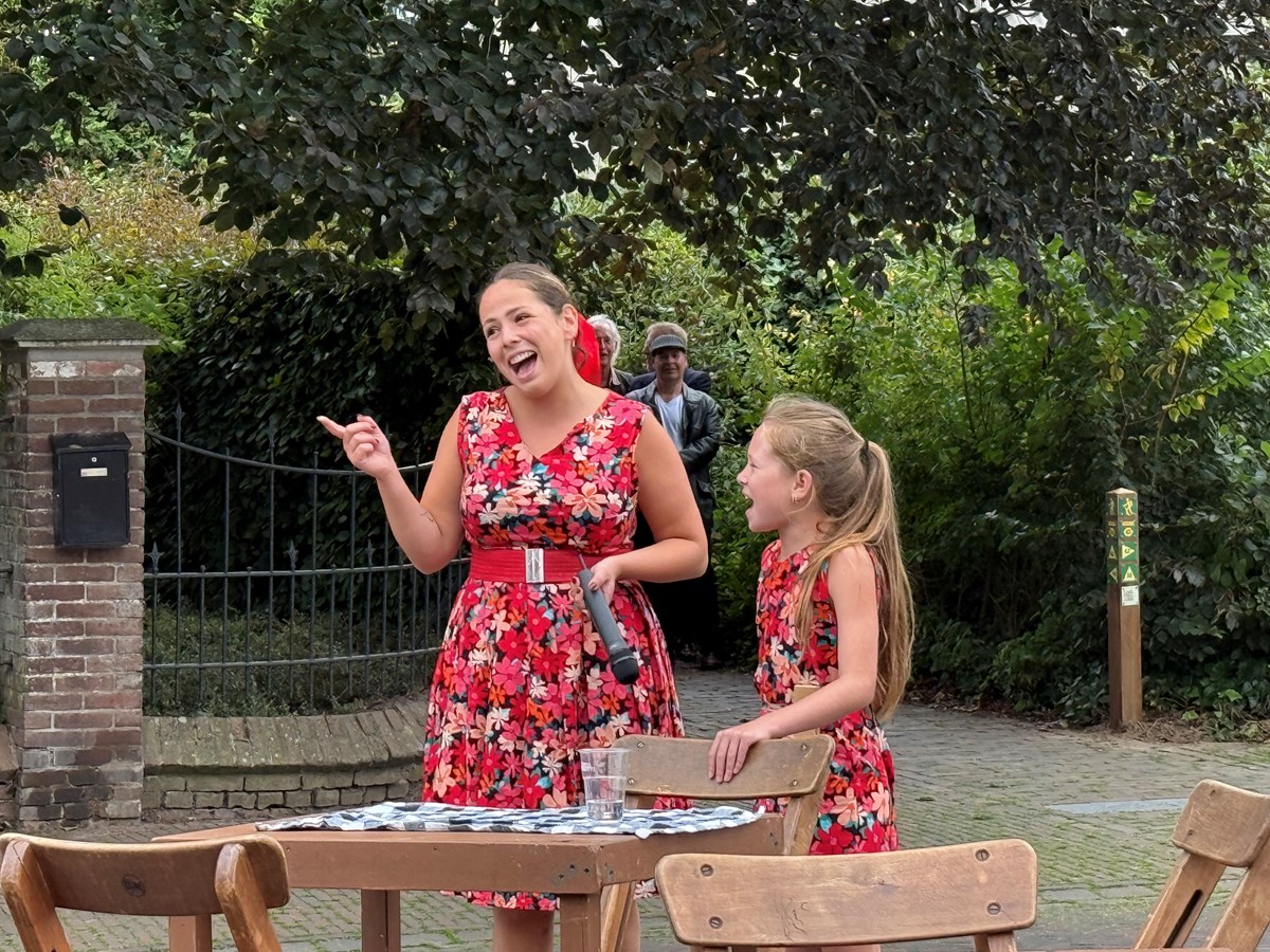 Dorpsgeheimen 100 jaar