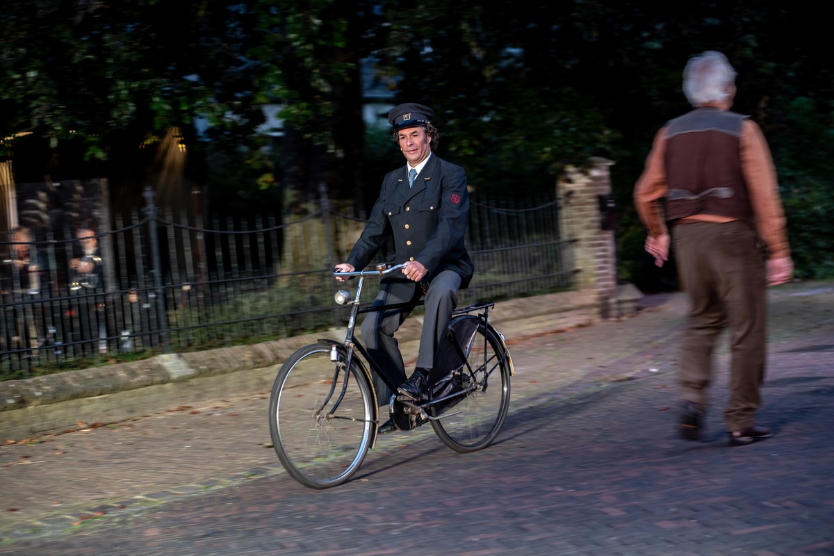 Dorpsgeheimen 100 jaar EMM