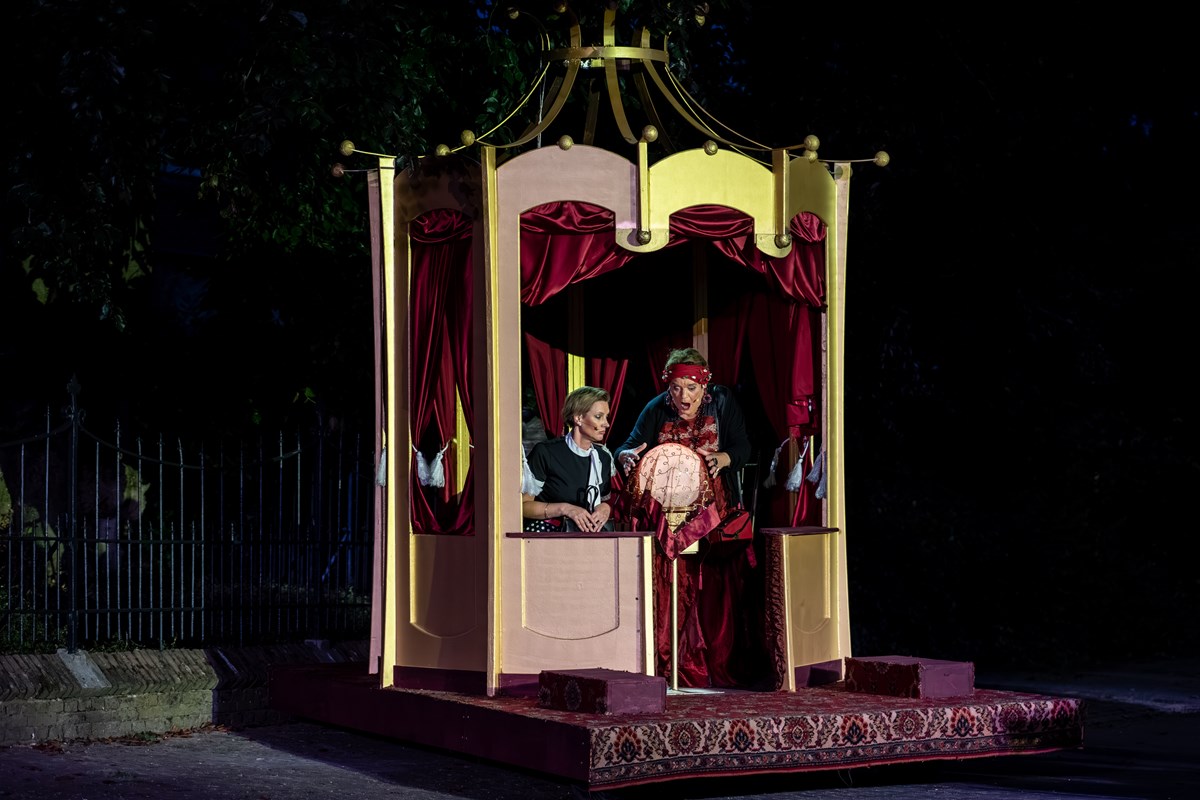 Dorpsgeheimen 100 jaar EMM